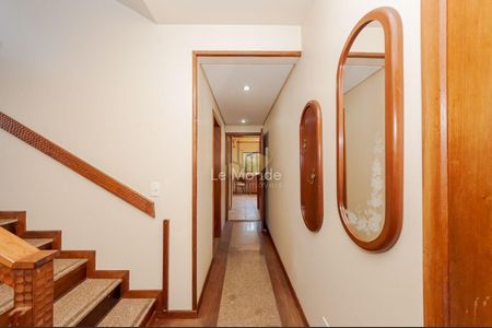 22_photo/94dce24895.4fc856360cf0b3d0-ATLAS-cc79bbaf-2019-4348-bca9-ce71663b3cc1.jpg de casa de condomínio à venda com 4 quartos, 380m² em Campo Comprido, Curitiba