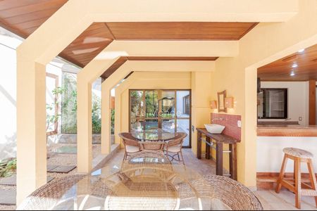 34_photo/94dce24895.4fc856360cf0b3d0-ATLAS-dbdc2105-5f9f-4e10-aa65-1c5bb5cc85c4.jpg de casa de condomínio à venda com 4 quartos, 380m² em Campo Comprido, Curitiba