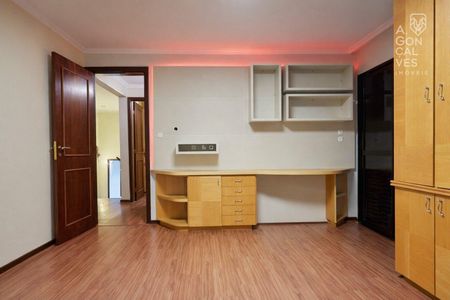 24_photo/94dce24bab.f00b02310133c1b9-ATLAS-1471d1a7-2007-4f4c-9efe-ce39d45fc331.jpg de casa para alugar com 3 quartos, 437m² em Campo Comprido, Curitiba