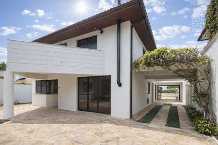 31_photo/94dce24bab.f00b02310133c1b9-ATLAS-3686a59a-e945-4062-9db5-00ebd3338782.jpg de casa para alugar com 3 quartos, 437m² em Campo Comprido, Curitiba