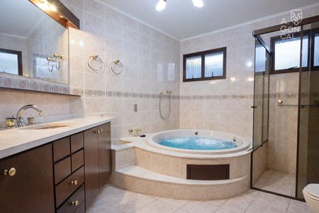27_photo/94dce24bab.f00b02310133c1b9-ATLAS-370e2d18-25ca-42b4-b6a5-2d523cdccf71.jpg de casa para alugar com 3 quartos, 437m² em Campo Comprido, Curitiba