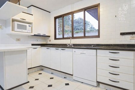 21_photo/94dce24bab.f00b02310133c1b9-ATLAS-b3c613eb-8efb-4138-8b06-8d1b8ebb7510.jpg de casa para alugar com 3 quartos, 437m² em Campo Comprido, Curitiba