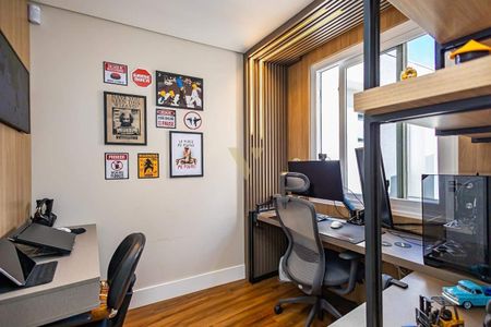 12_photo/94dce24d1d.9c27ff06134c7db2-ATLAS-73ae08e6-7acd-4346-9f4f-97d80e3e7868.jpg de casa de condomínio à venda com 3 quartos, 534m² em Campo Comprido, Curitiba