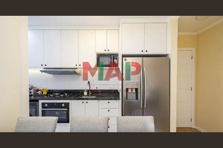 5_photo/94dce24d97.1dc9b733759ebb41-ATLAS-cdfc95a1-2b2a-495f-806a-682a4e206341.jpg de apartamento para alugar com 3 quartos, 60m² em Campo Comprido, Curitiba