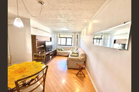 10_photo/94dce24de7.e55d5649294f0132-ATLAS-5d32a0be-84b7-4e68-96dc-916cf795f4aa.jpg de apartamento à venda com 3 quartos, 63m² em Campo Comprido, Curitiba