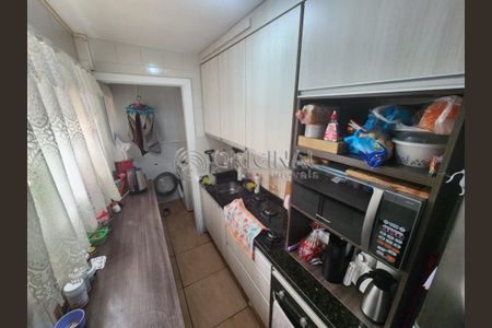 5_photo/94dce24de7.e55d5649294f0132-ATLAS-bd6d2e4e-12e7-4400-a58d-587069a12f1f.jpg de apartamento à venda com 3 quartos, 52m² em Campo Comprido, Curitiba