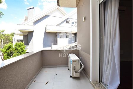 34_photo/94dce24f53.d959579f60d6da4b-ATLAS-d7fe97bf-7fd8-4a31-a08b-34cdaca178fb.jpg de casa de condomínio à venda com 3 quartos, 322m² em Campo Comprido, Curitiba