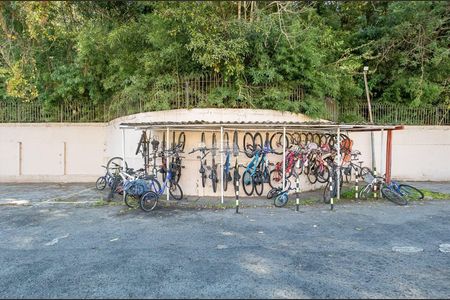 5_photo/94dce24fc1.24d449a26c9d1fc7-ATLAS-0f056fc5-3b23-4105-a5bf-da757797aae7.jpg de apartamento à venda com 2 quartos, 44m² em Campo Comprido, Curitiba