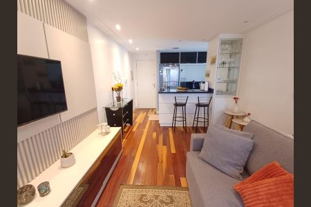 10_photo/94dce2532f.f87c5f63b588f4d4-ATLAS-402c2b73-03fb-404d-b2b6-b1bc6a80d900.jpg de apartamento à venda com 2 quartos, 65m² em Campo Comprido, Curitiba