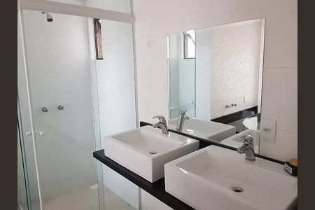 6_photo/94dce25387.b64b3b150cb81c45-ATLAS-b45a65ef-3d33-43b6-8440-9d2cb5a33c8d.jpg de casa à venda com 5 quartos, 315m² em Campo Comprido, Curitiba