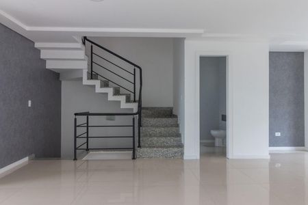 6_photo/94dce25387.ffe33e999b2aa903-ATLAS-89cabb32-7512-4296-a7f6-e475fa0fb044.jpg de casa à venda com 5 quartos, 316m² em Campo Comprido, Curitiba