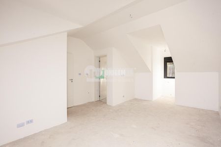 3_photo/94dce25429.2f69f59cf0e8a65c-ATLAS-2d5b2fef-8165-4166-9a23-5842d8ecb2a4.jpg de casa à venda com 3 quartos, 190m² em Campo Comprido, Curitiba