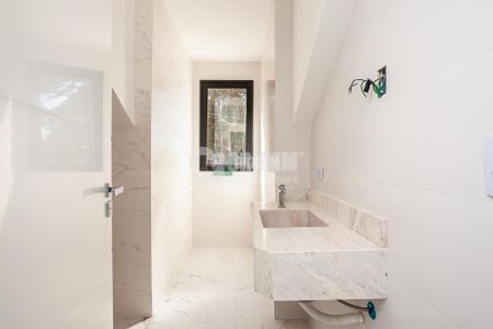 2_photo/94dce25429.2f69f59cf0e8a65c-ATLAS-dc13e4e6-2fd7-42ad-a64e-5acdf3e119e2.jpg de casa à venda com 3 quartos, 190m² em Campo Comprido, Curitiba