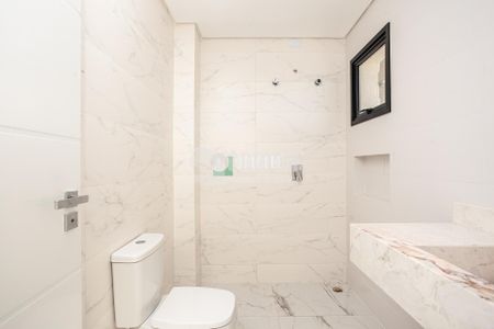 11_photo/94dce25429.2f69f59cf0e8a65c-ATLAS-fa90a315-e8a6-4708-b225-2c03e90cce45.jpg de casa à venda com 3 quartos, 190m² em Campo Comprido, Curitiba