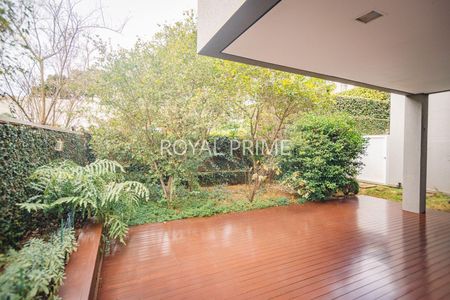 20_photo/94dce254b9.e4a17acde6dce7f7-ATLAS-54c757bb-30ef-4d56-8c2a-b5453eef3a7b.jpg de casa à venda com 5 quartos, 556m² em Campo Comprido, Curitiba