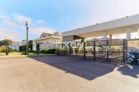 4_photo/94dce25515.88dcffa138285222-ATLAS-22801ffe-983c-4a3f-bab9-e916c335de02.jpg de casa de condomínio à venda com 3 quartos, 285m² em Campo Comprido, Curitiba