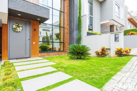 7_photo/94dce25515.88dcffa138285222-ATLAS-2fcd3db5-81df-41b8-949d-b5a209eceb8e.jpg de casa de condomínio à venda com 3 quartos, 495m² em Campo Comprido, Curitiba