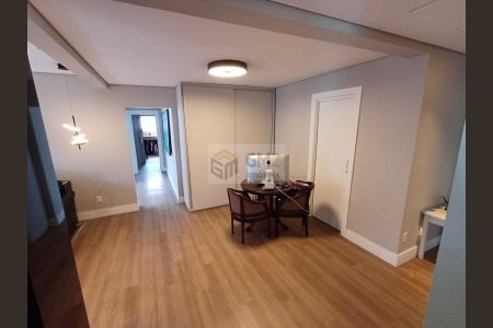 23_photo/94dce25515.a8e8669caffb7b28-ATLAS-e3024f1d-500a-45d9-9542-9f5a171ef1ef.jpg de casa à venda com 4 quartos, 411m² em Campo Comprido, Curitiba