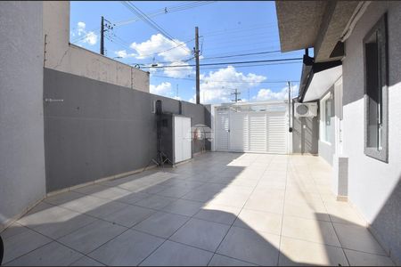 5_photo/94dce25569.7e2ea02b9085bf9d-ATLAS-98615a0e-3cdb-4545-8d8e-f56e23fde79f.jpg de casa à venda com 3 quartos, 120m² em Campo Comprido, Curitiba