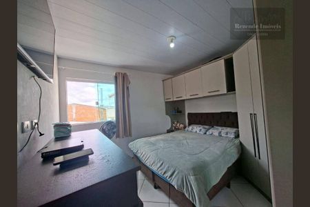 20_photo/94dce258bd.f0d246bad4da1cd5-ATLAS-7848b293-2e8a-46ab-9ae2-bef6987cafc3.jpg de casa à venda com 3 quartos, 90m² em Cidade Industrial de Curitiba, Curitiba