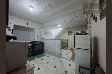 10_photo/94dce258bd.f0d246bad4da1cd5-ATLAS-e68f1521-763b-4bb1-a8b5-ccd10d8e5036.jpg de casa à venda com 3 quartos, 90m² em Cidade Industrial de Curitiba, Curitiba