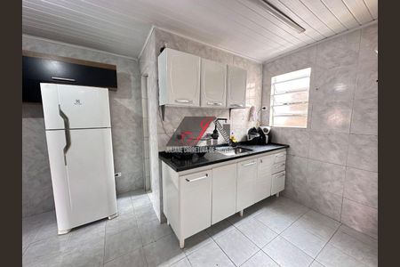 14_photo/94dce258d5.3679ba45c80b6010-ATLAS-e45f337a-fb6c-4b72-b4c5-4c6add48e05a.jpg de casa à venda com 3 quartos, 47m² em Cidade Industrial de Curitiba, Curitiba