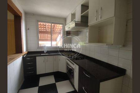 10_photo/94dce25e0f.2a87d04e3b194b29-ATLAS-bd0e59c6-0e8e-4934-9b78-d97079a402f5.jpg de casa à venda com 3 quartos, 70m² em Fazendinha, Curitiba
