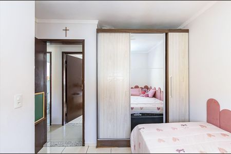 15_photo/94dce25e0f.c0a6bd19ad760013-ATLAS-cca9bf3e-d7d3-43d9-a212-e121b1884b25.jpg de apartamento à venda com 3 quartos, 53m² em Fazendinha, Curitiba