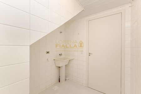 9_photo/94dce25e1f.86dc5b8acef1f5bc-ATLAS-4f2da817-2dac-4943-b2b5-132dd8bb4dfc.jpg de casa à venda com 3 quartos, 80m² em Cidade Industrial de Curitiba, Curitiba