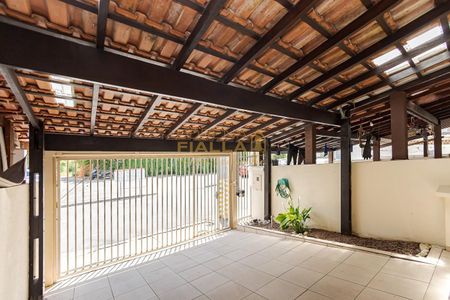 12_photo/94dce25e1f.86dc5b8acef1f5bc-ATLAS-6972eae2-eab7-4112-9350-ea9f424d8dfb.jpg de casa à venda com 3 quartos, 80m² em Cidade Industrial de Curitiba, Curitiba