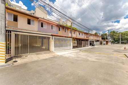 2_photo/94dce25e1f.86dc5b8acef1f5bc-ATLAS-f0acd63c-90f2-4207-b4ed-bdc9d9e32bb8.jpg de casa à venda com 3 quartos, 80m² em Cidade Industrial de Curitiba, Curitiba