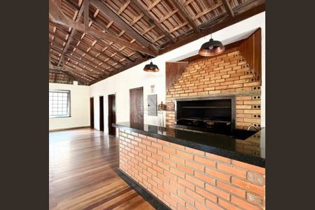 20_photo/94dce25e1f.8fb203daea398bf8-ATLAS-6ca8d2ee-3f2c-43d4-9abf-01e8a7f3ea36.jpg de casa à venda com 3 quartos, 70m² em Cidade Industrial de Curitiba, Curitiba