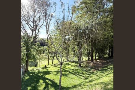 19_photo/94dce25e1f.8fb203daea398bf8-ATLAS-e0138b64-3a75-4936-92e4-8bb707ca0f37.jpg de casa à venda com 3 quartos, 70m² em Cidade Industrial de Curitiba, Curitiba