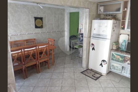 11_photo/94dce25e5d.584d24cb0370a9cf-ATLAS-c6a527f0-7a2b-4cc8-ba71-fd20156f2f88.jpg de casa à venda com 4 quartos, 208m² em Cidade Industrial de Curitiba, Curitiba