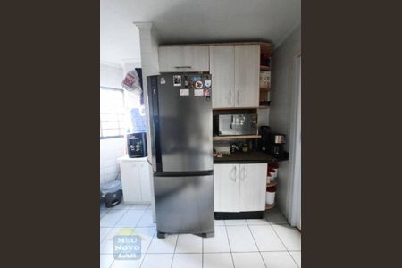 5_photo/94dce25e6d.48c6a65e48eb1e2a-ATLAS-5bc985f9-fe49-4bcf-8211-e88a25d57ba4.jpg de apartamento à venda com 3 quartos, 55m² em Cidade Industrial de Curitiba, Curitiba