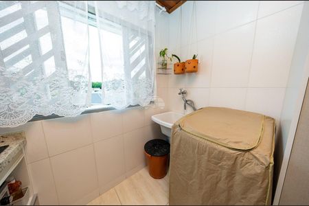 20_photo/94dce25ed1.9803aeba41cbaf1e-ATLAS-2bcd419d-3ba2-4ff7-b0ea-901fb75bb3a9.jpg de casa à venda com 3 quartos, 183m² em Cidade Industrial de Curitiba, Curitiba