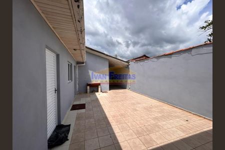8_photo/94dce25f7b.ef7c58586888ab74-ATLAS-809670d0-a87d-407d-acfb-cfb97b4be65b.jpg de casa à venda com 3 quartos, 69m² em Cidade Industrial de Curitiba, Curitiba