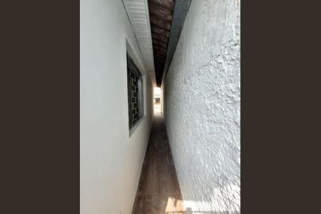 6_photo/94dce25f83.fbcd7a2e7ac63d93-ATLAS-a8ac1084-71f7-45bf-bc6e-da7741270e63.jpg de casa à venda com 3 quartos, 150m² em Cidade Industrial de Curitiba, Curitiba