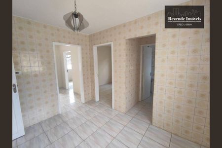 9_photo/94dce2601f.49c40a4e0c1b1036-ATLAS-e238dc17-8165-47e2-a435-e74f1ab4c86c.jpg de casa à venda com 3 quartos, 70m² em Cidade Industrial de Curitiba, Curitiba