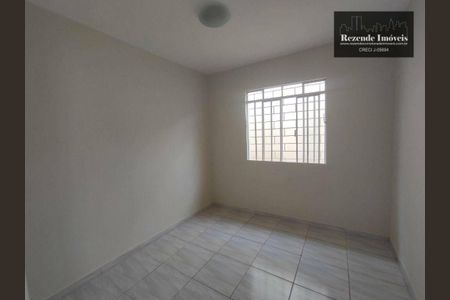 4_photo/94dce2601f.49c40a4e0c1b1036-ATLAS-e5680b57-fea0-4bd4-a1a4-77e3d5d0667e.jpg de casa à venda com 3 quartos, 70m² em Cidade Industrial de Curitiba, Curitiba