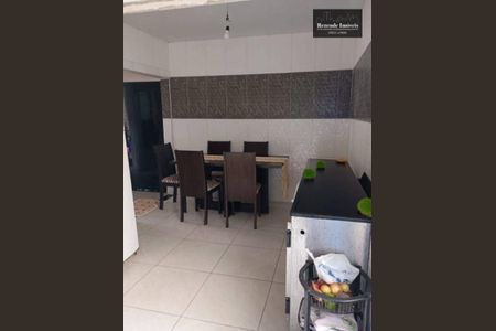 10_photo/94dce26059.1cf36469cc62d903-ATLAS-be3901be-e0c2-4bc5-bea2-990f4ac2f7b8.jpg de casa à venda com 3 quartos, 90m² em Cidade Industrial de Curitiba, Curitiba