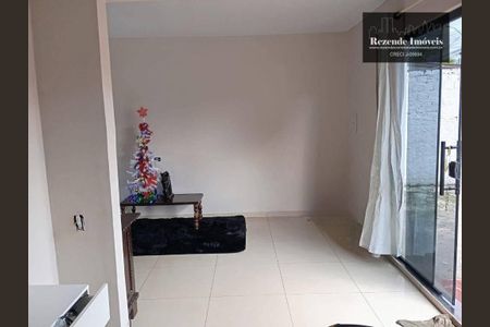 11_photo/94dce26059.3aa9c30b8baa92c9-ATLAS-de09d22b-e338-48cc-943d-3d1b9fc1c14b.jpg de casa à venda com 3 quartos, 90m² em Cidade Industrial de Curitiba, Curitiba