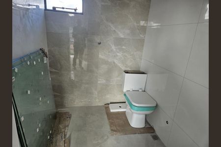 6_photo/94dce2606b.7b14635dc7f45449-ATLAS-59eef76f-3d55-4a2c-a71b-46d1c71528db.jpg de casa à venda com 3 quartos, 68m² em Cidade Industrial de Curitiba, Curitiba