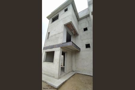 11_photo/94dce2606b.7b14635dc7f45449-ATLAS-932373ba-5ba1-4c6d-9d04-62011ced8cda.jpg de casa à venda com 3 quartos, 68m² em Cidade Industrial de Curitiba, Curitiba