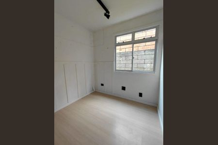 8_photo/94dce26147.7a69ff73eb43ff8d-ATLAS-9e9f569c-b4d7-4eb0-97a4-b35d31fd4e89.jpg de apartamento à venda com 2 quartos, 40m² em Cidade Industrial de Curitiba, Curitiba