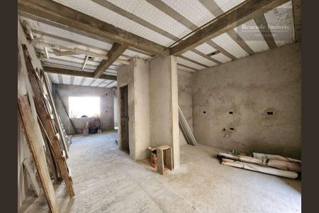 18_photo/94dce261bd.34beb6889ad9cd13-ATLAS-804318bb-fe7b-4756-9ef0-38f7a01e49a1.jpg de casa à venda com 3 quartos, 120m² em Cidade Industrial de Curitiba, Curitiba