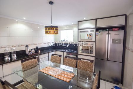 11_photo/94dce26a19.8bd906697fbc1549-ATLAS-effe041b-27a5-4d45-ba46-ce59e05bf2ea.jpg de casa à venda com 4 quartos, 210m² em Cidade Industrial de Curitiba, Curitiba