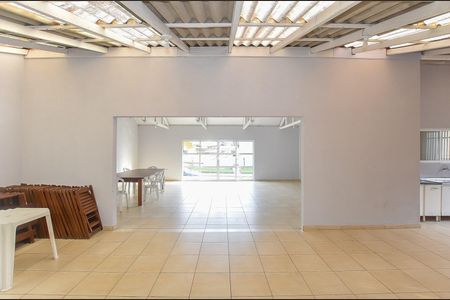 4_photo/94dce26a73.7799cca79b1895e1-ATLAS-995de5d9-7aad-45aa-a7d6-fb4e07a96a8e.jpg de apartamento à venda com 3 quartos, 44m² em Cidade Industrial de Curitiba, Curitiba