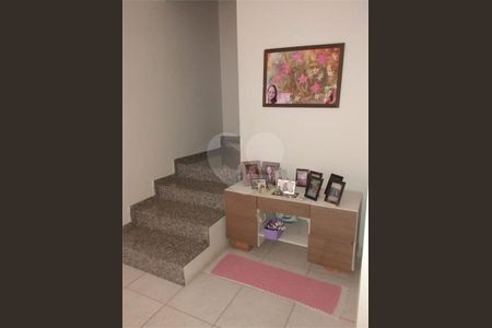 3_photo/94dce26a9f.fc3124ead6c5d417-ATLAS-d55ae3a5-bfa2-45a6-97e7-c7cb006213c4.jpg de casa à venda com 4 quartos, 140m² em Cidade Industrial de Curitiba, Curitiba