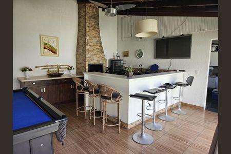 11_photo/94dce26aa9.ceff8192393c33de-ATLAS-a9cb75ce-6a93-4e6a-b6e4-98e95084e707.jpg de casa à venda com 3 quartos, 170m² em Cidade Industrial de Curitiba, Curitiba